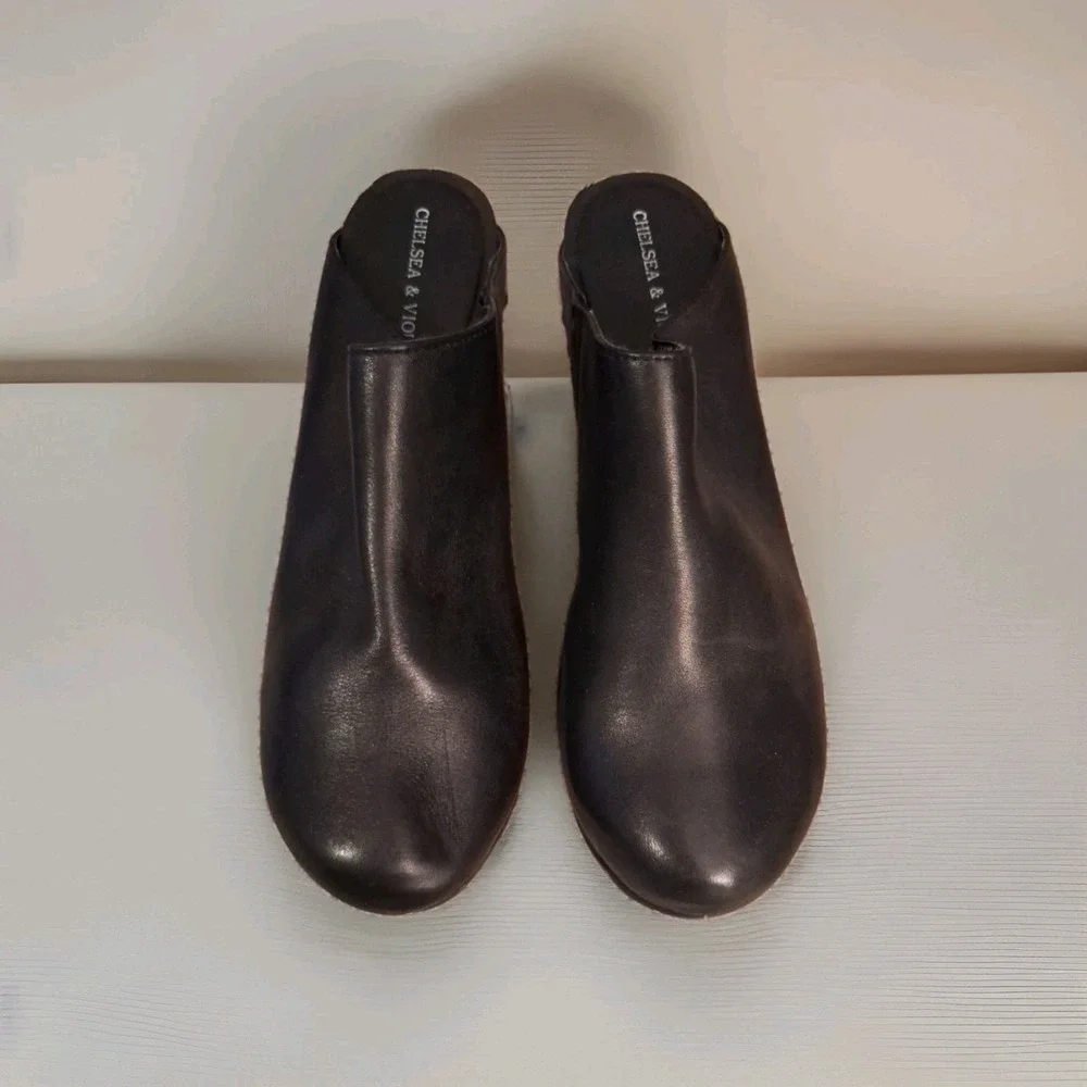 CHELSEA & VIOLET‎ (7) Black Wooden Clog Platform Leather Upper